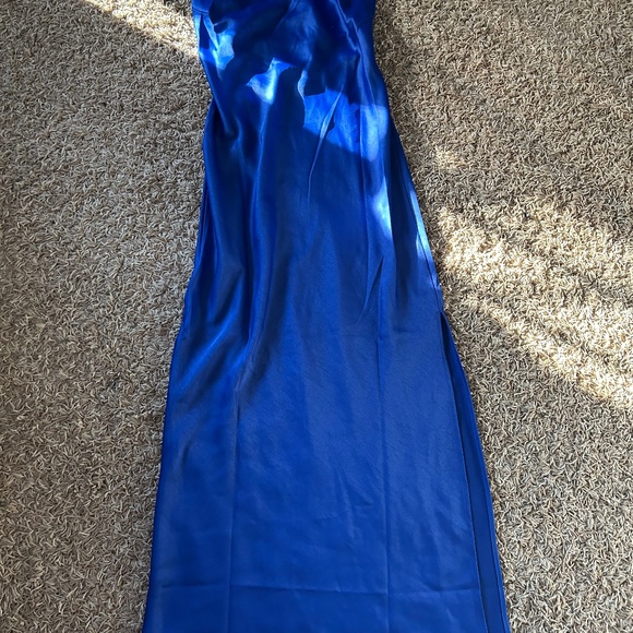 Open back slip dress - Picture 1 of 3